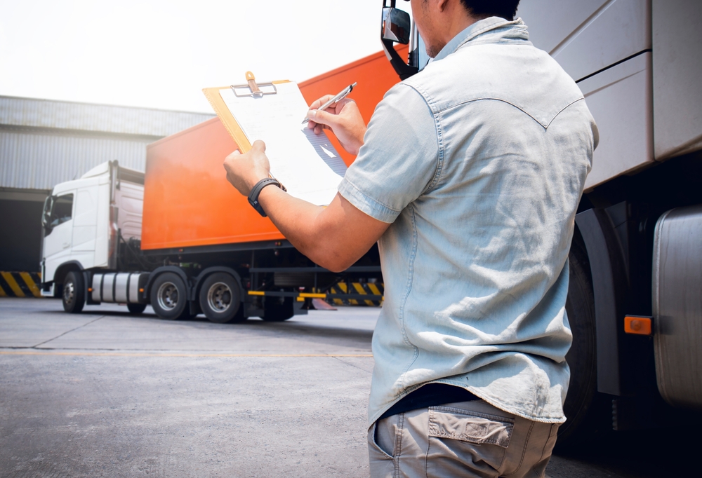 Shipping coordinator scheduling deliveries for a community supported agriculture program